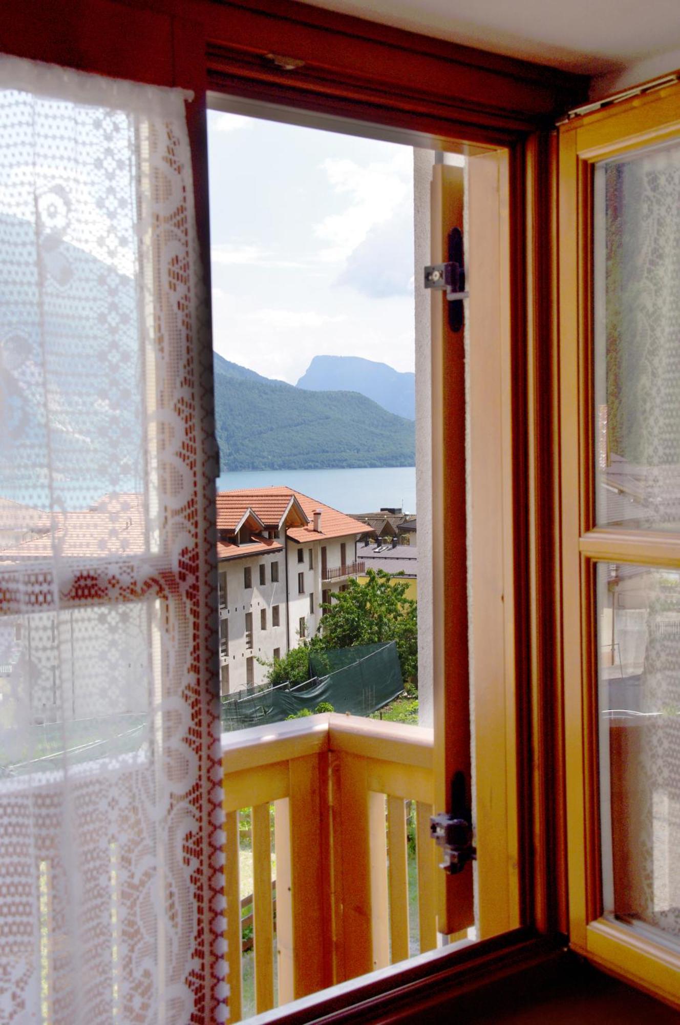 Appartamenti -Casa Nicolussi- Molveno Exterior photo